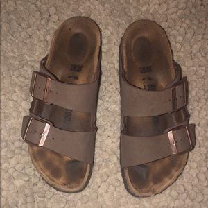 SOLD***super trendy Birkenstock sandals!!